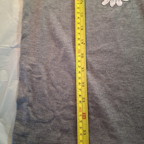 Fleetwood Mac Graphic Grey Ladies Sz M T-Shirt - Picture 4 of 6